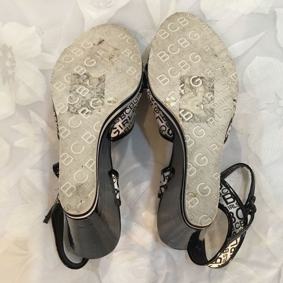 BCBG Logo Black And White Wedge Sandals - Picture 8 of 8